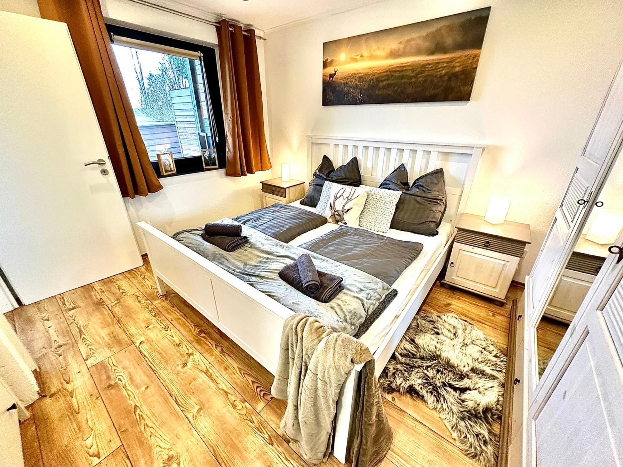 Gemuetliches Alpenblick Berg-Bungalow + Grosser Garten + Netflix! Schöfweg المظهر الخارجي الصورة