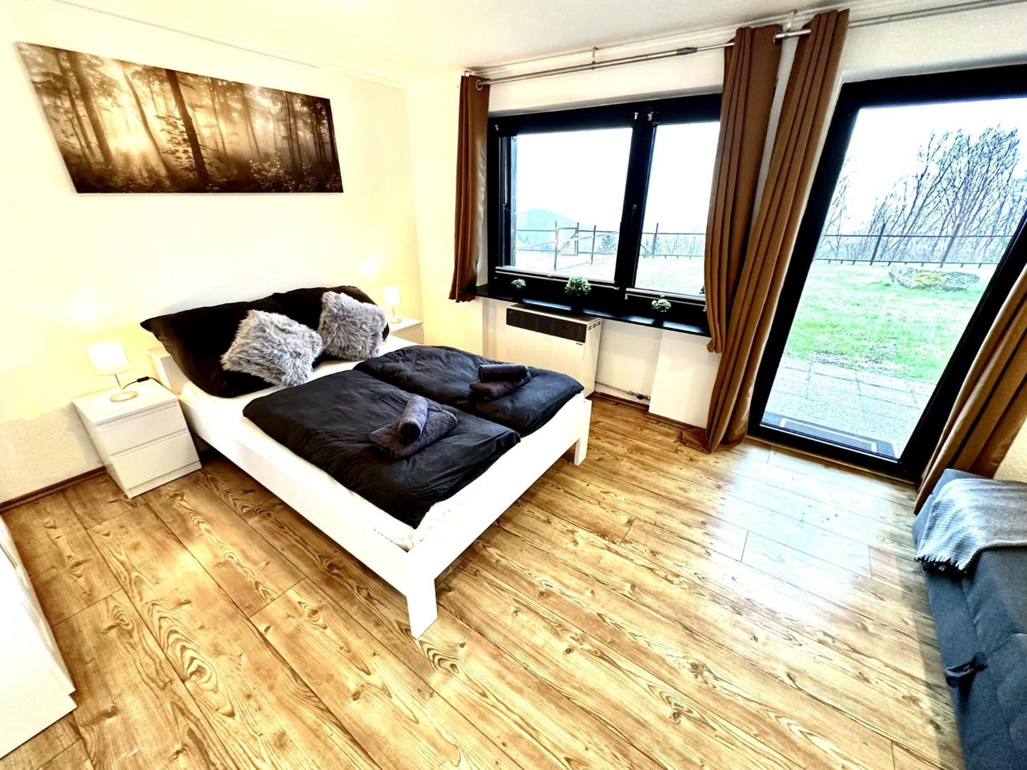 Gemuetliches Alpenblick Berg-Bungalow + Grosser Garten + Netflix! Schöfweg المظهر الخارجي الصورة