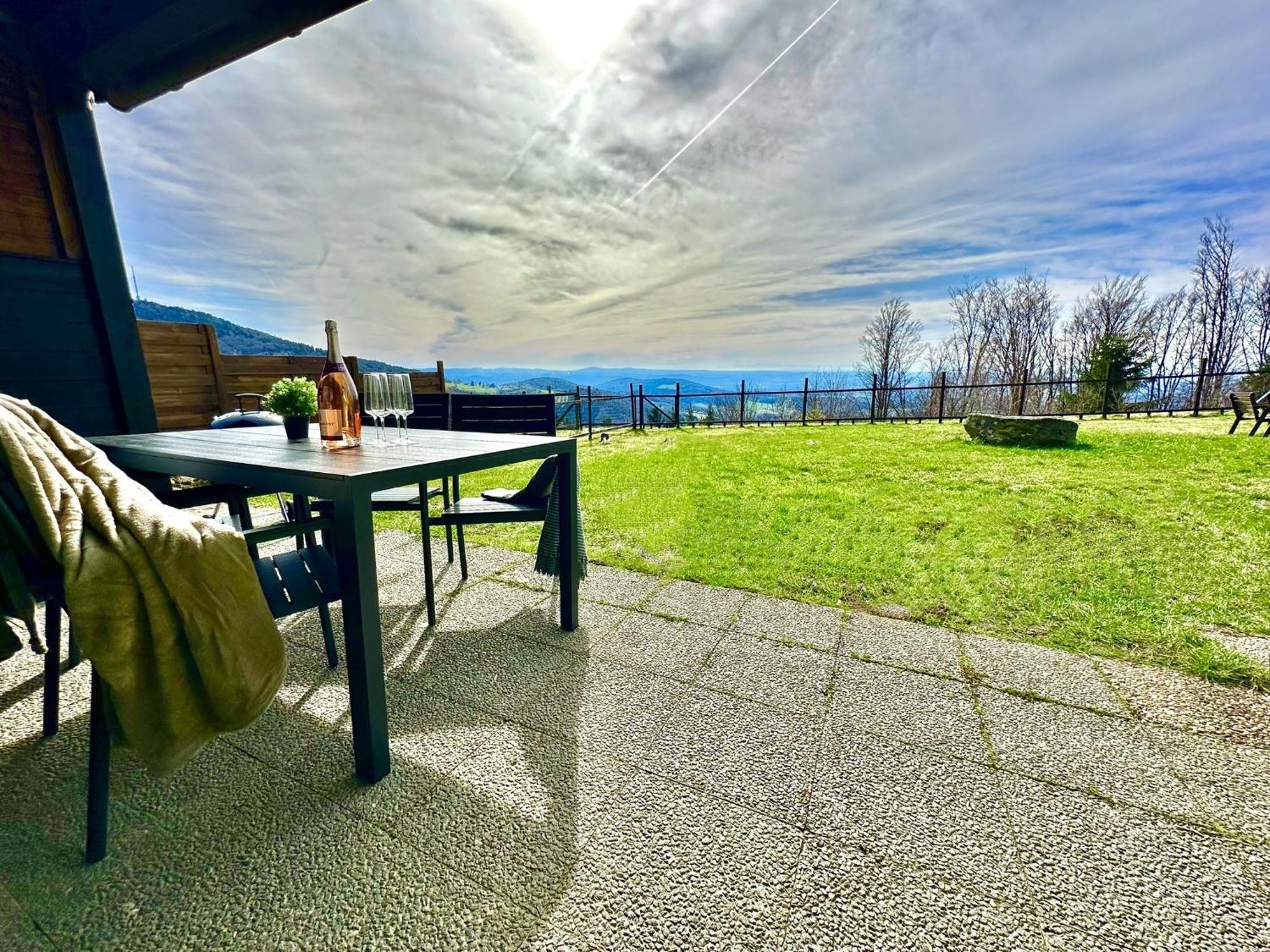 Gemuetliches Alpenblick Berg-Bungalow + Grosser Garten + Netflix! Schöfweg المظهر الخارجي الصورة